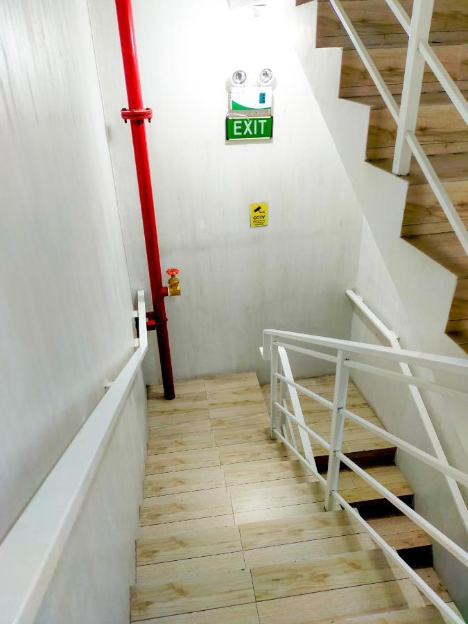 Pasay Centrale Hotel エクステリア 写真